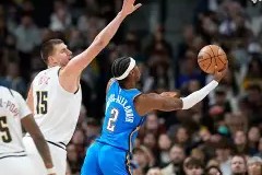 掘金NBA战胜萨克拉门托国王约基奇三双表现的简单介绍