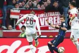 柏林赫塔豪取客场胜利，暂时升至积分榜第四位(柏林赫塔近期战绩)