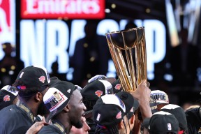 关于主场攻势如潮，比分持续扩大的信息