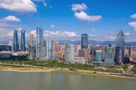 攻守协同持续发力，整体优势明显(什么是攻守战术基础配合?包括哪些内容?)