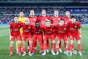 比赛气势高涨场面占优