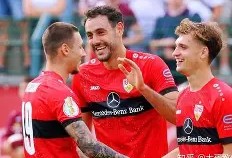 九游游戏中心_门兴主场击败波鸿，中场拼抢占优(门兴vs波鸿)