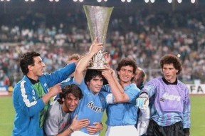 那不勒斯大胜萨索洛，意甲排名持续攀升的简单介绍