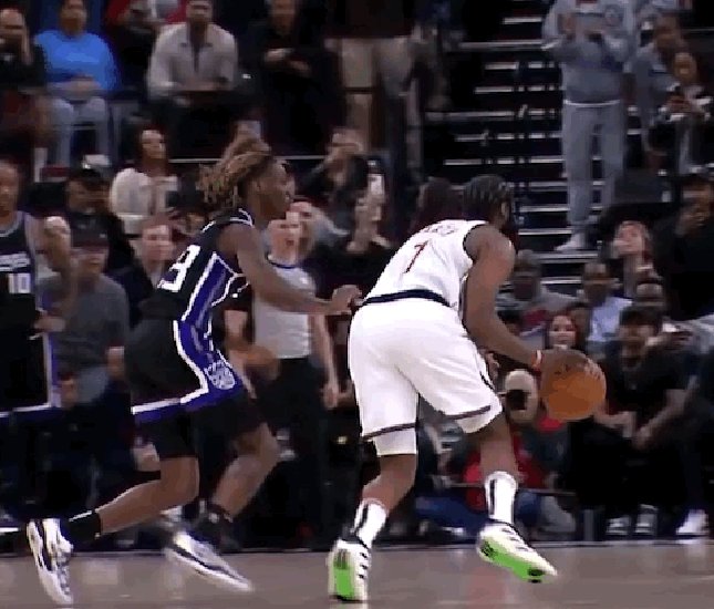 关于芝加哥公牛NBA击败印第安纳步行者拉文关键突破的信息