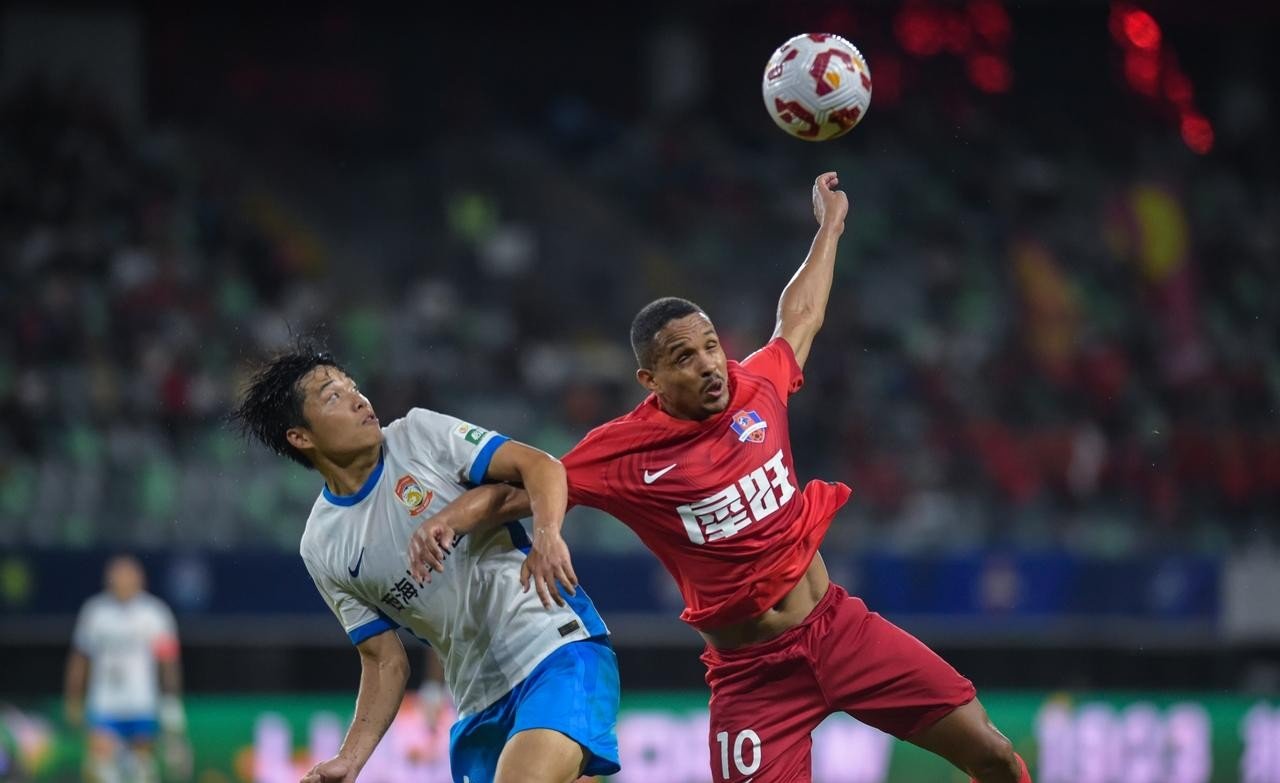 包含成都蓉城战平山东泰山,中超焦点战火爆异常的词条 包含成都蓉城战平山东泰山,中超焦点战火爆异常的词条