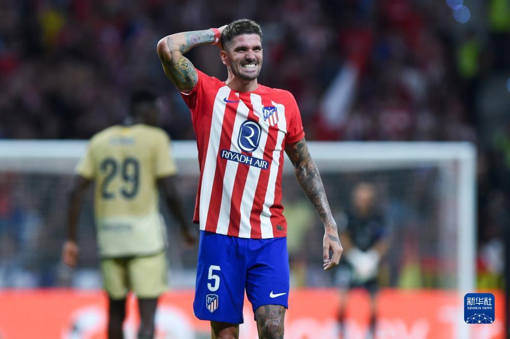 马德里竞技西甲击败格拉纳达莫拉塔头球建功的简单介绍