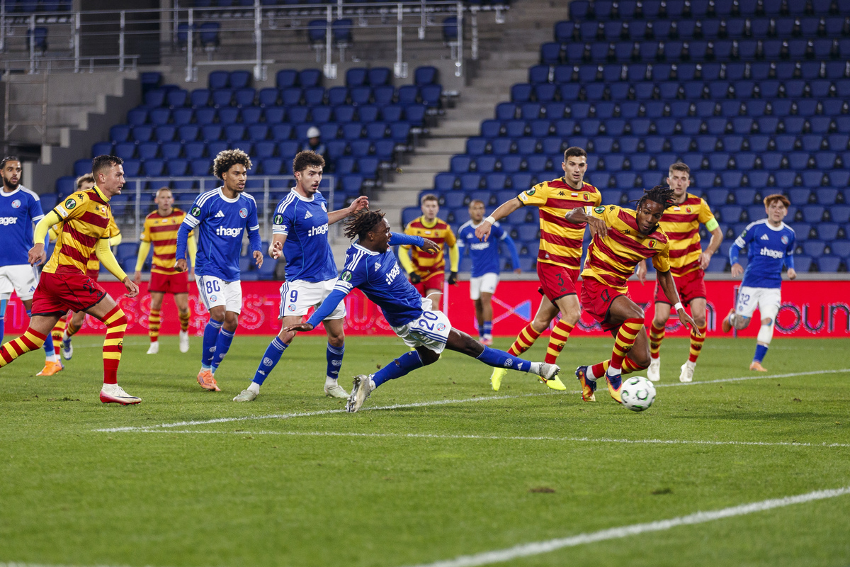 关于联赛冲刺阶段来临，球队全力备战的信息