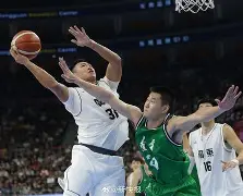 包含广东宏远击败辽宁男篮，CBA争冠悬念持续升温的词条