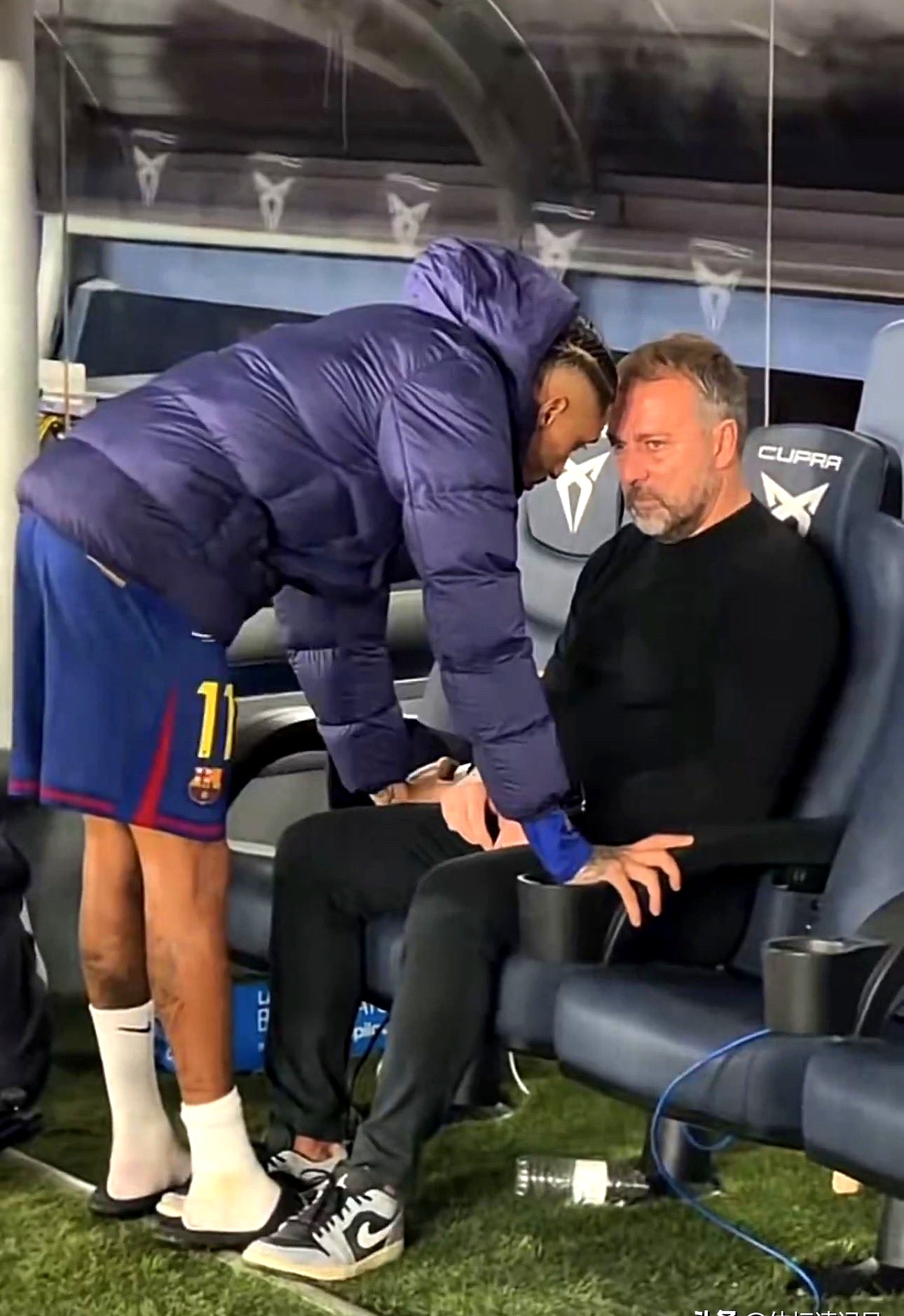 巴塞罗那西甲击败阿拉维斯费兰托雷斯破门的简单介绍